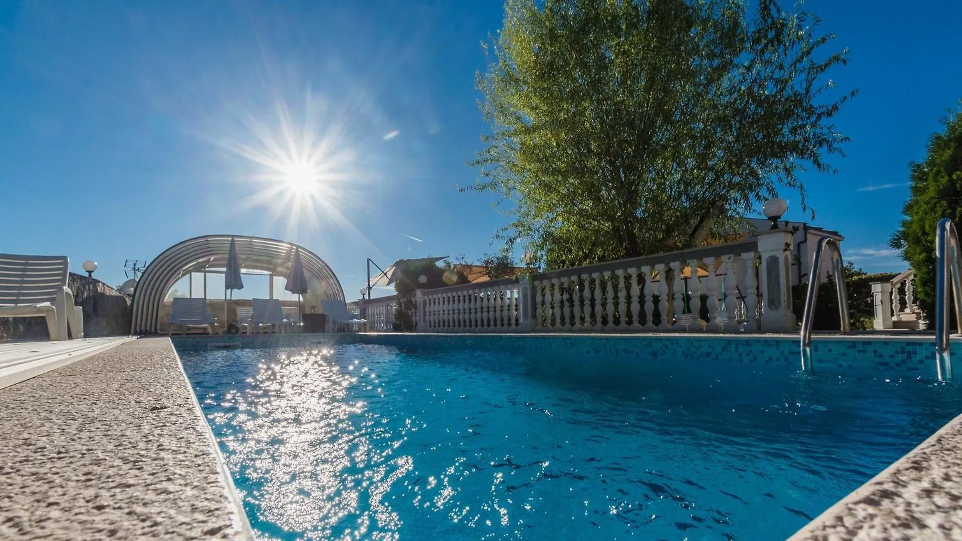 Appartement Mit Privater Terrasse Und Meerblick Crikvenica Croatia
