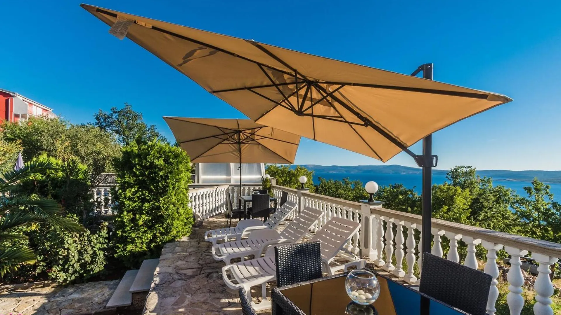Appartement Mit Privater Terrasse Und Meerblick Crikvenica 0*,  Croatia