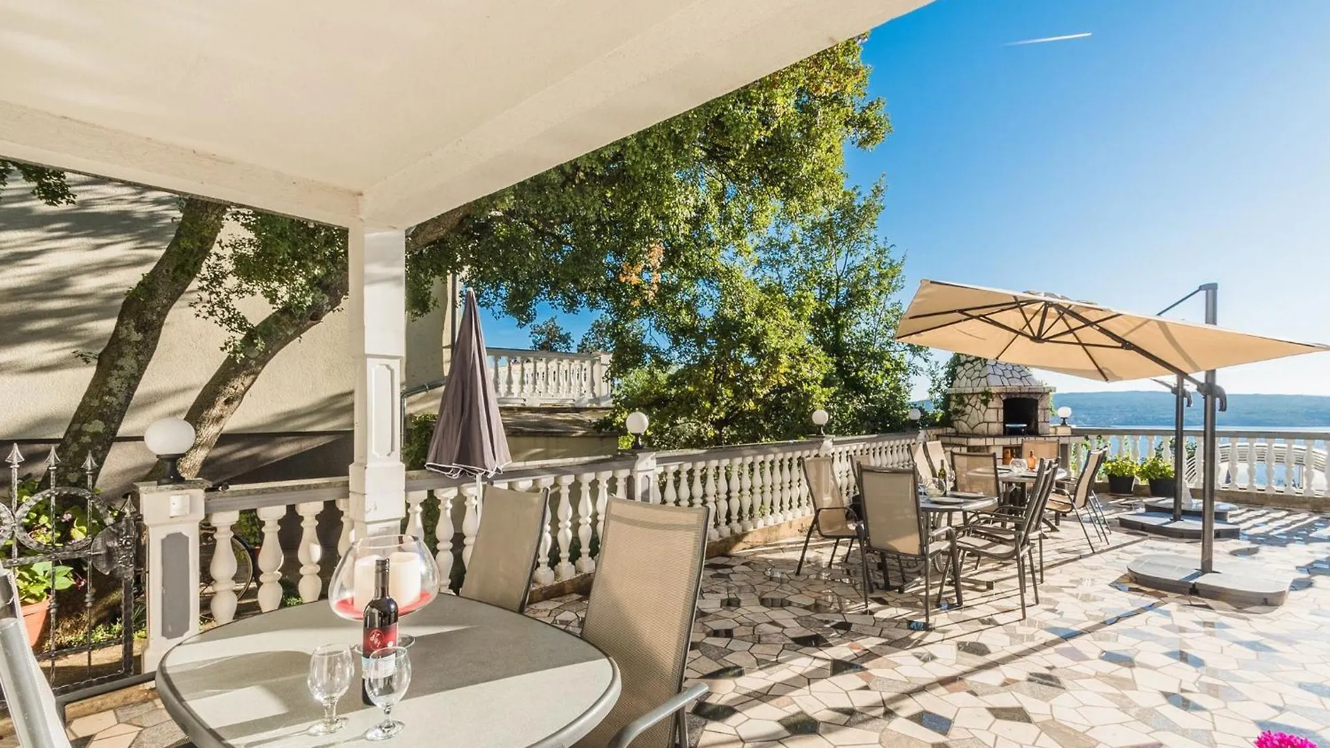 Appartement Mit Privater Terrasse Und Meerblick Crikvenica 0*,  Croatia