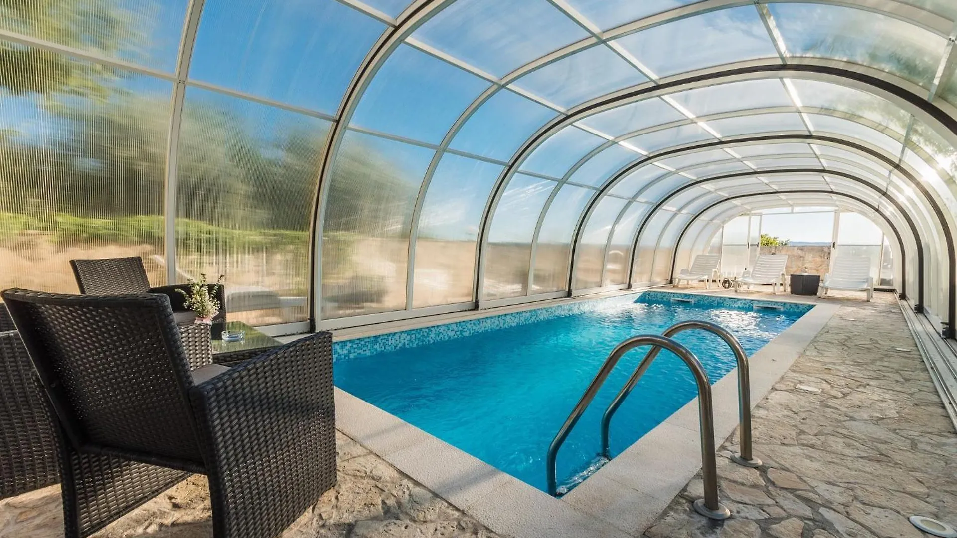 Appartement Mit Privater Terrasse Und Meerblick Crikvenica
