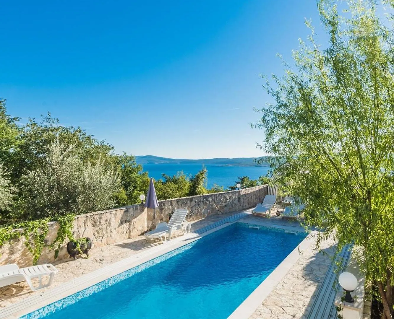 Appartement Mit Privater Terrasse Und Meerblick Crikvenica
