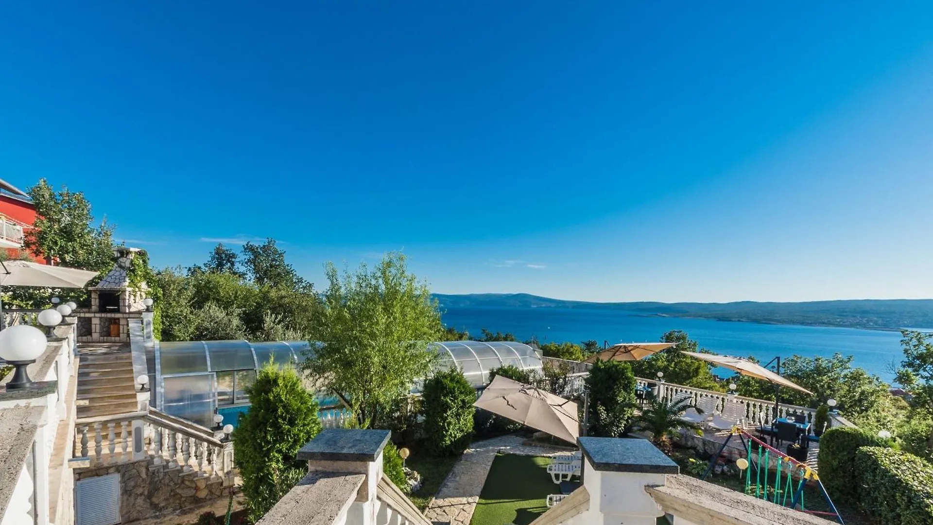Appartement Mit Privater Terrasse Und Meerblick Crikvenica Croatia